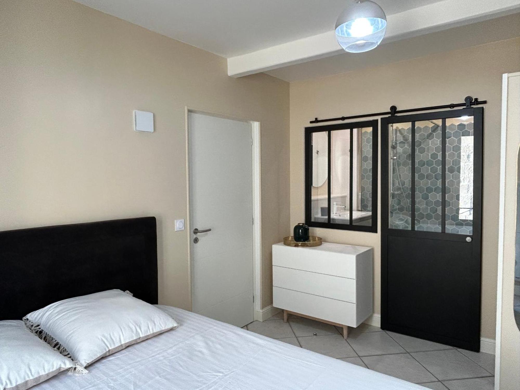 Appartement T2 Renove Proche Des Arenes à Saintes Extérieur photo